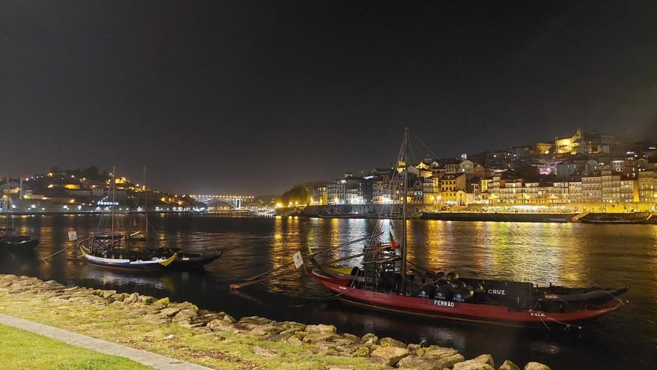 Вилла Vitoria Douro 2 Вила-Нова-ди-Гая Экстерьер фото